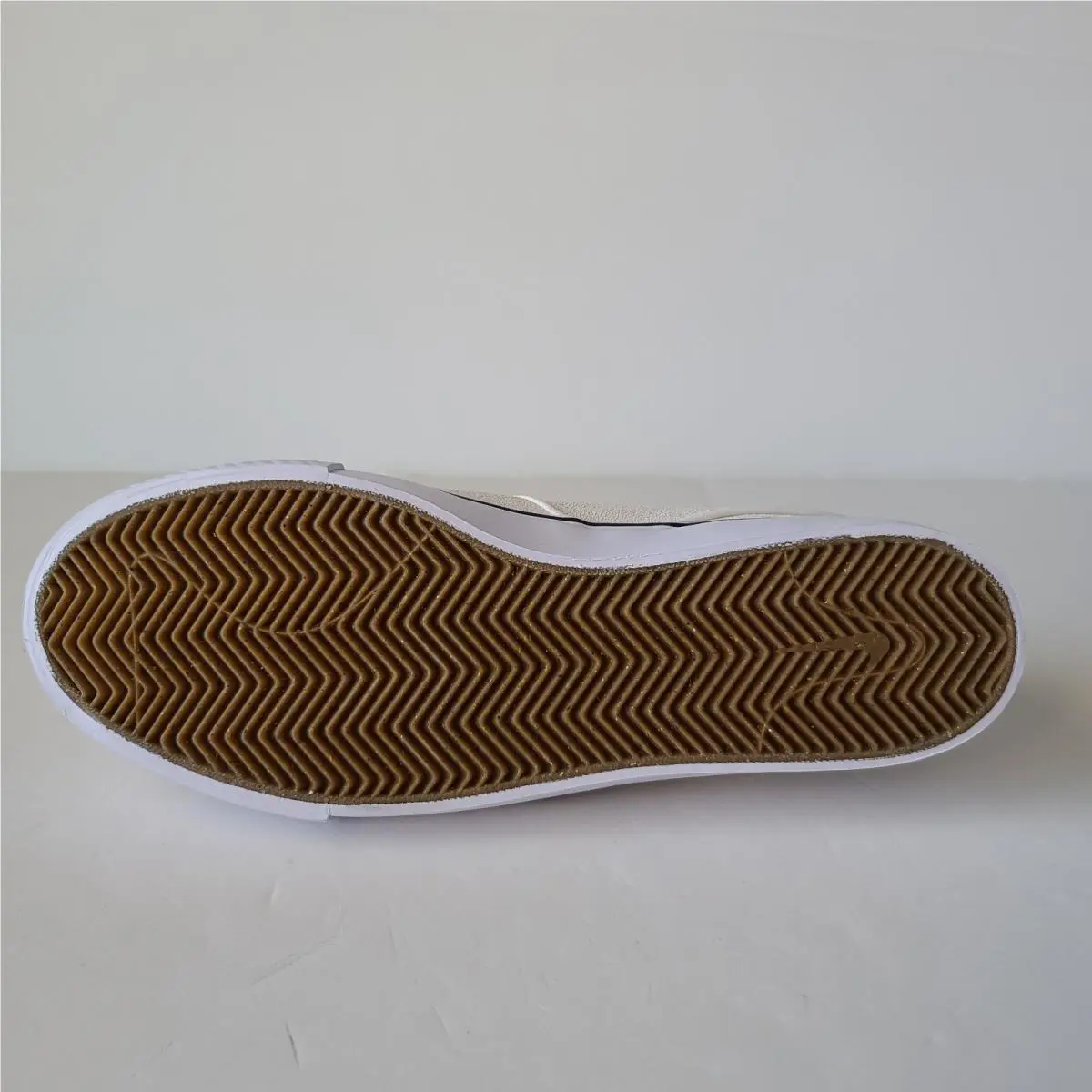 Nike shoes - Nike SB Janoski - Janoski - FN5893-100 - White 3