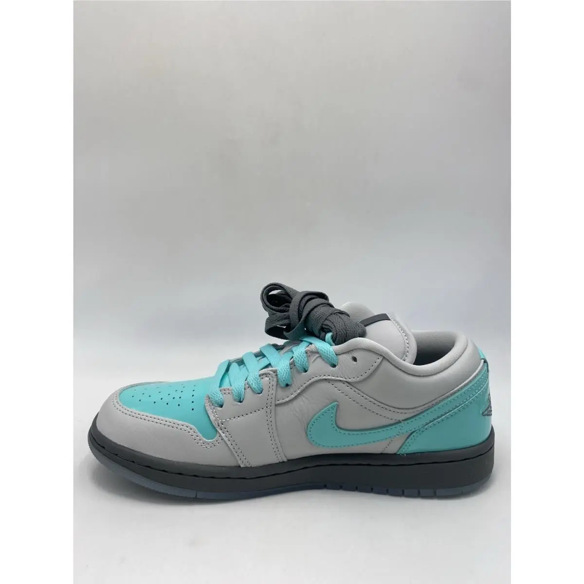 Nike shoes - Nike Air Jordan 1 - Air - HQ3599 025 - Green (UPC: 197601900515) 1