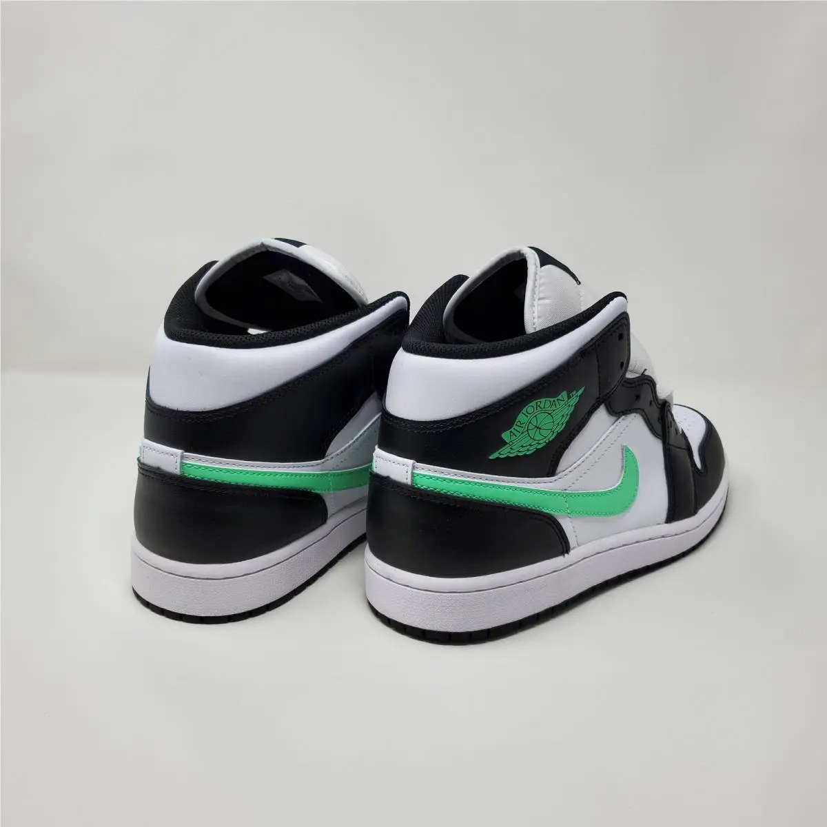 Nike shoes - Nike Air Jordan 1 - Air - DQ8426-103 - Green 5