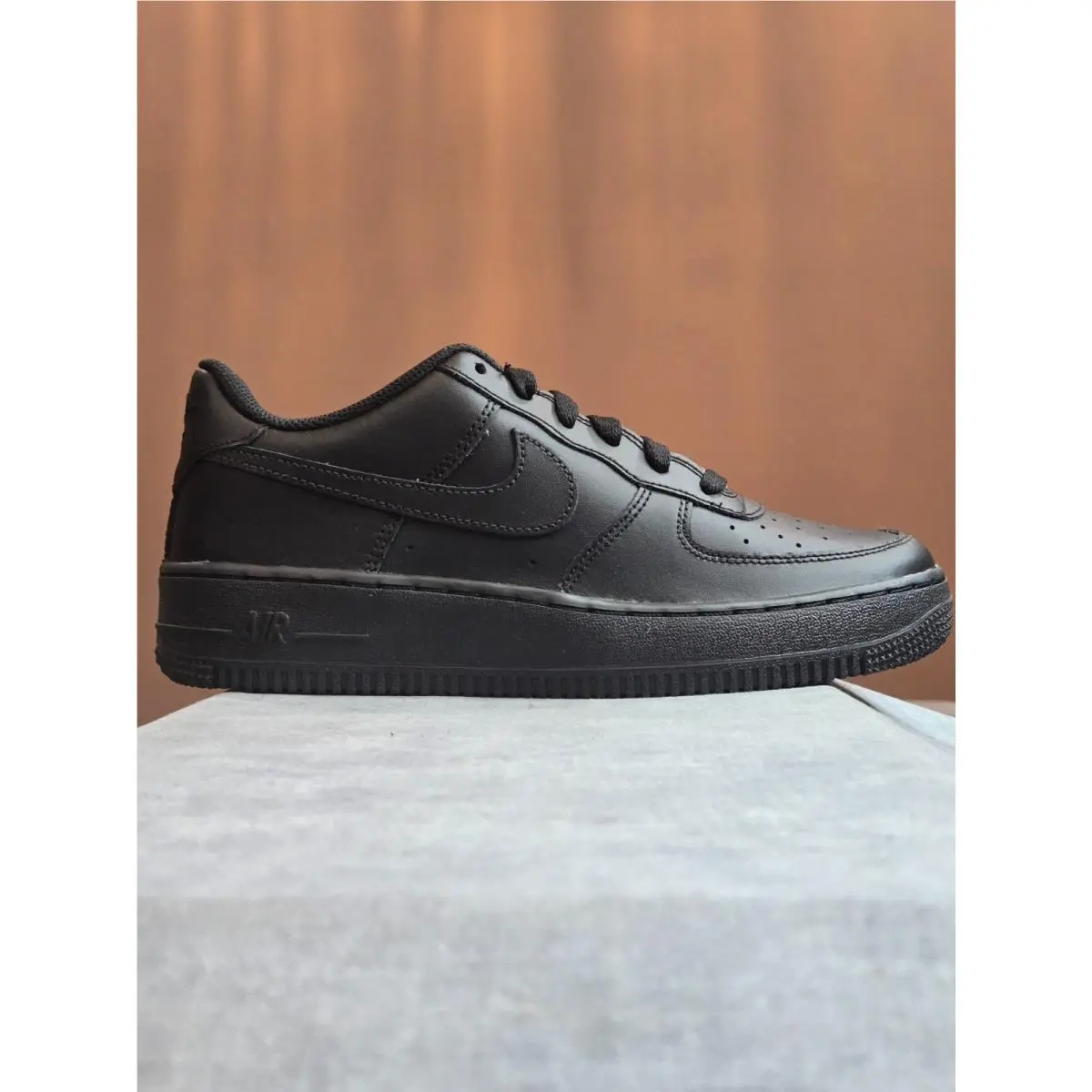 Nike Air Force 1 LE Luxury Edition Triple Black Leather FV5951-001 4.5Y 6W