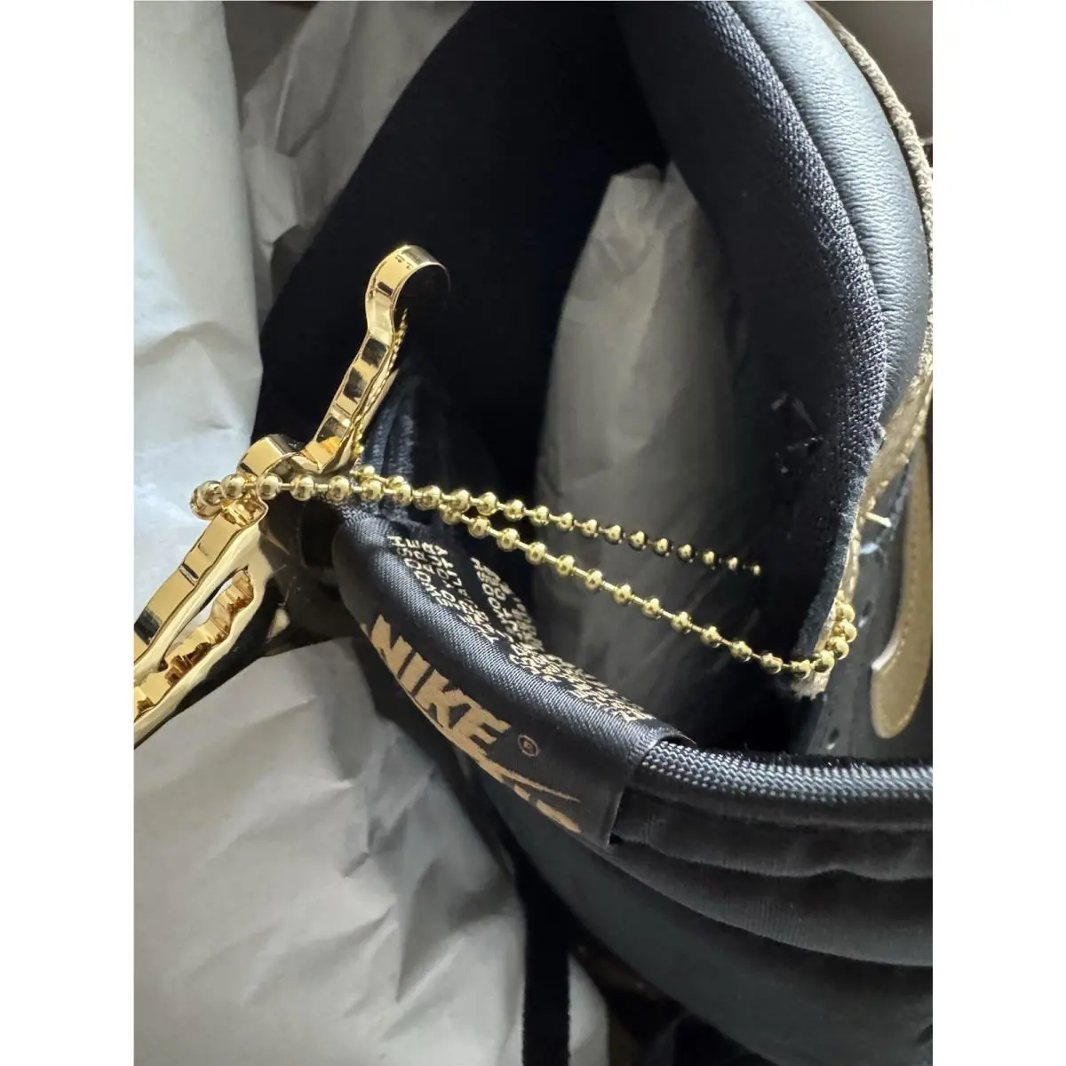 Nike shoes - Air Jordan 1 Retro OG - DZ5485071 - Black/Metallic Gold, Manufacturer: Black/Metallic Gold/Sail 2