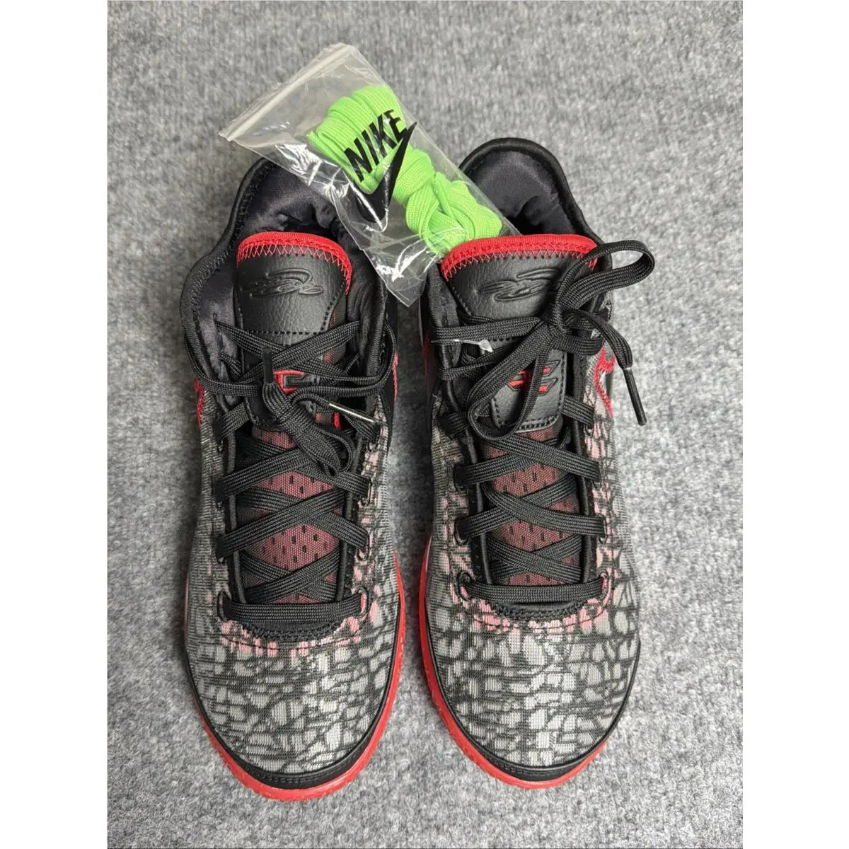 Nike Zoom Lebron Nxxt Gen Men`s Sneakers Size 8.5 DR8784-001