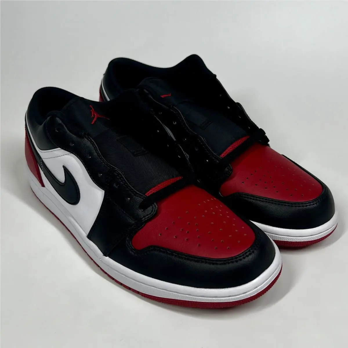 Nike shoes - Nike Air Jordan 1 - Air - 553558-161 - Black 0