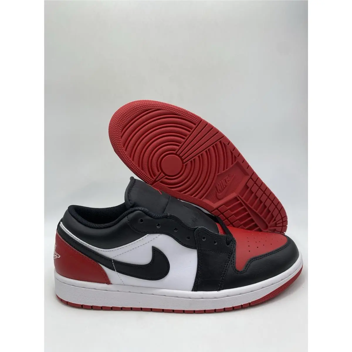 Air Jordan 1 Low White Black Varsity Red 553558 161 Men`s Size 10.5 by Nike