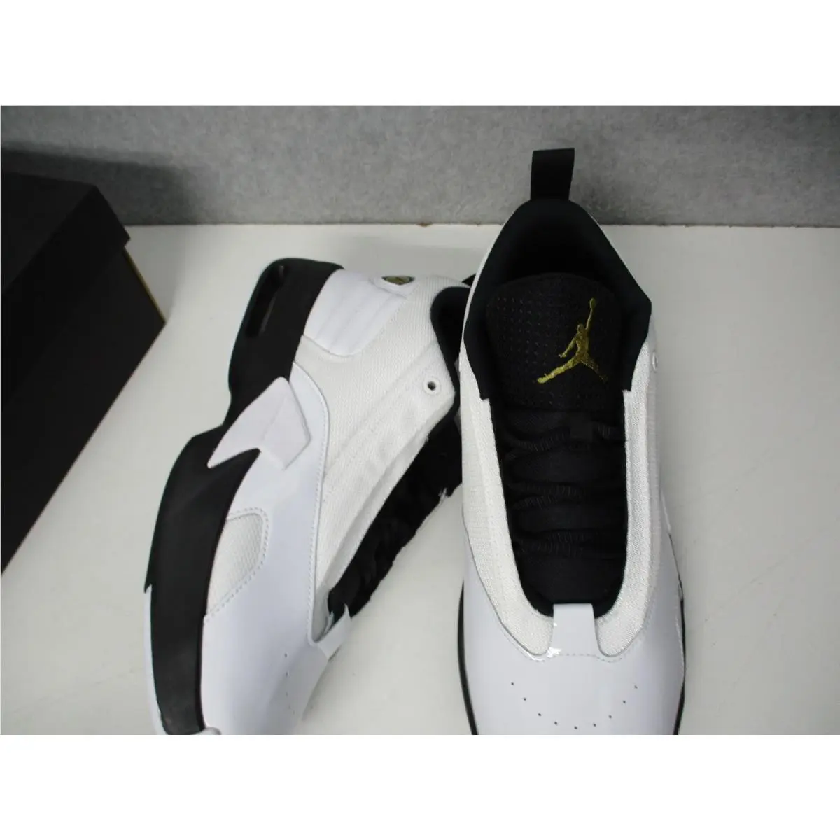 Nike shoes - Jordan Max Aura 6 - Max Aura - FQ8298-101 - White 5
