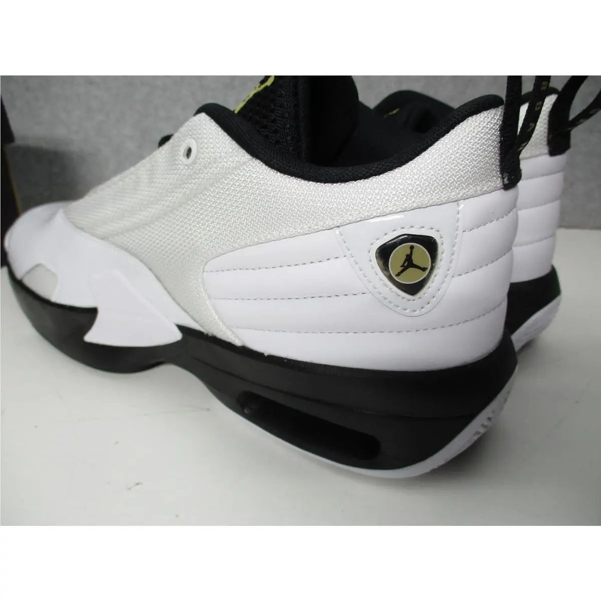 Nike shoes - Jordan Max Aura 6 - Max Aura - FQ8298-101 - White 6
