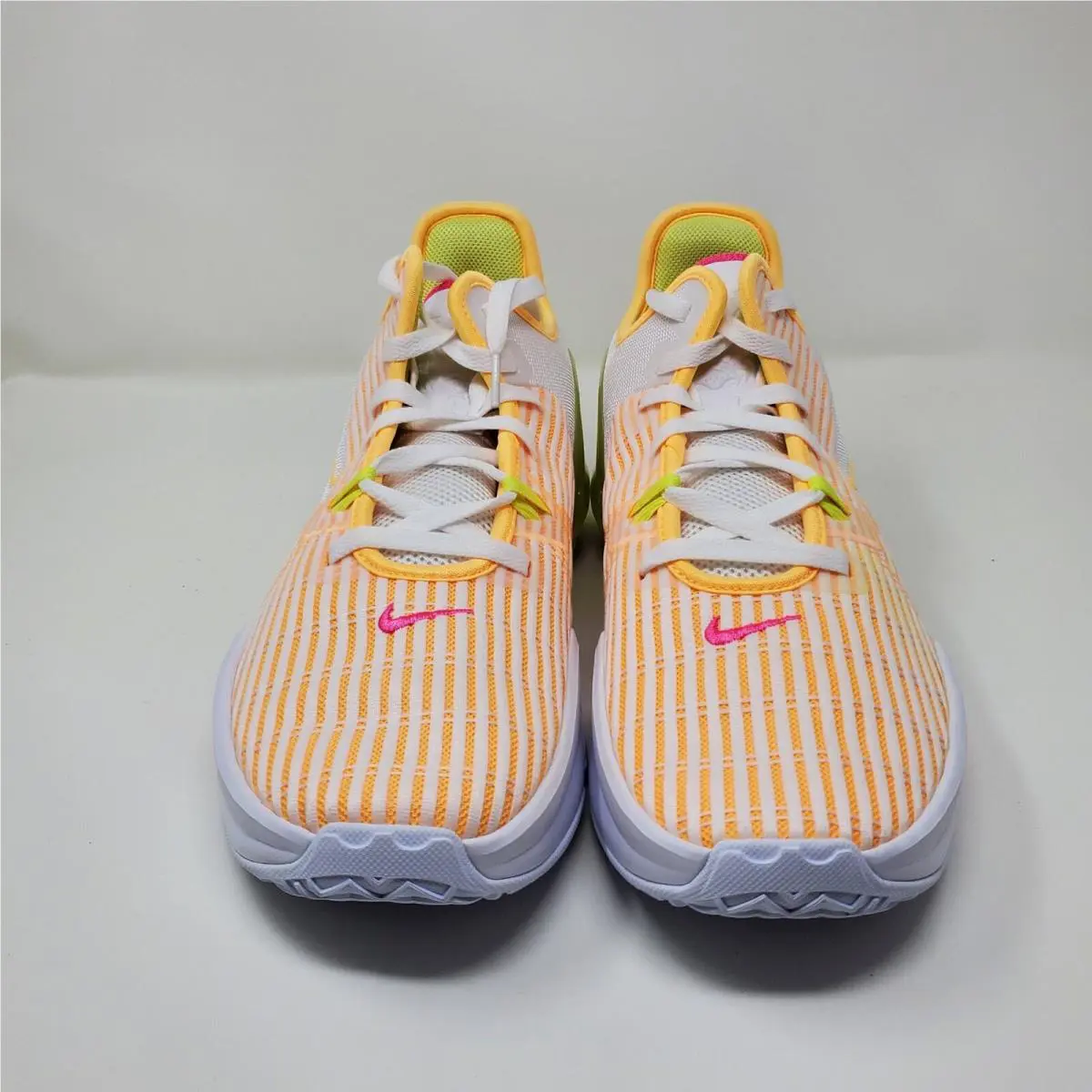 Nike shoes - Nike LeBron Witness - LeBron Witness - CZ4052-101 - Multicolor 0