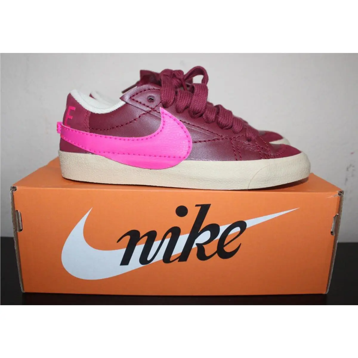 Nike shoes - Nike Blazer - Blazer - DQ1470 - beetroot 4