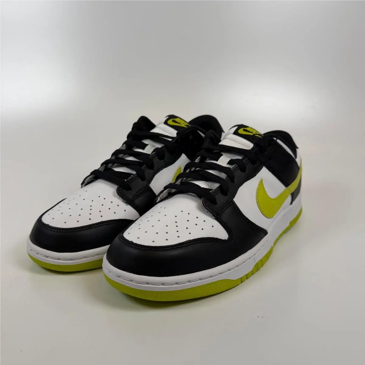 Dunk Low Retro White Black Bright Cactus DV0833-110 Mens Size 10.5 Sneaker by Nike