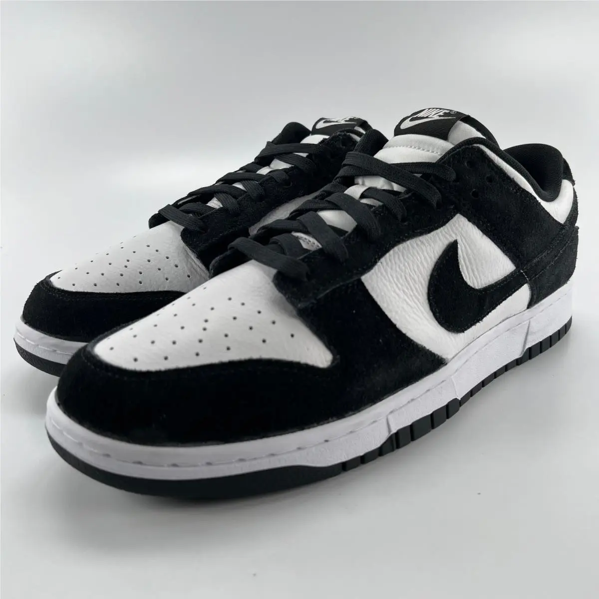 Nike Dunk Low Retro SE Suede Panda White Black FQ8249-100 Mens Size 12.5