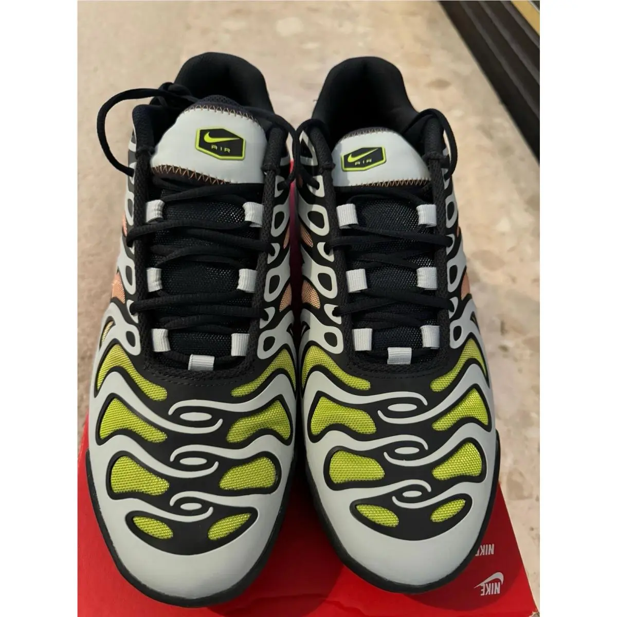 Nike shoes - Nike Air Max Plus Drift - FD4290-009 - Light Silver 4