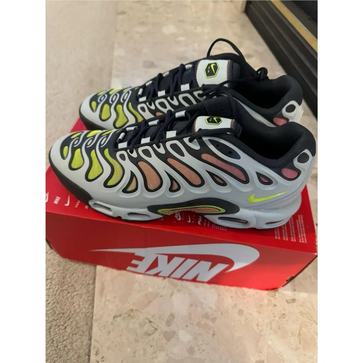 Nike shoes - Nike Air Max Plus Drift - FD4290-009 - Light Silver 5