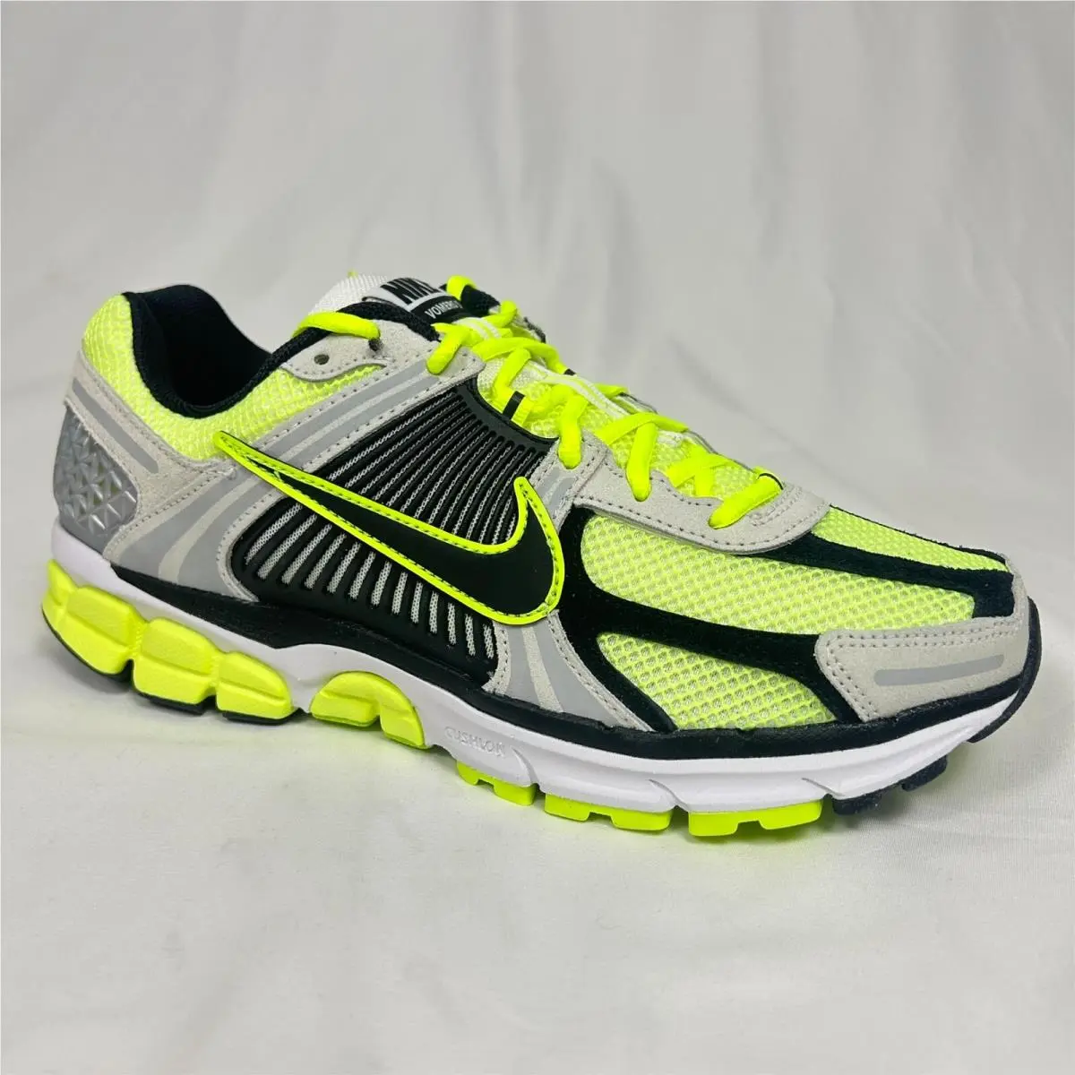 Size 9.5- Nike Air Zoom Vomero 5 Life Lime FB9149701