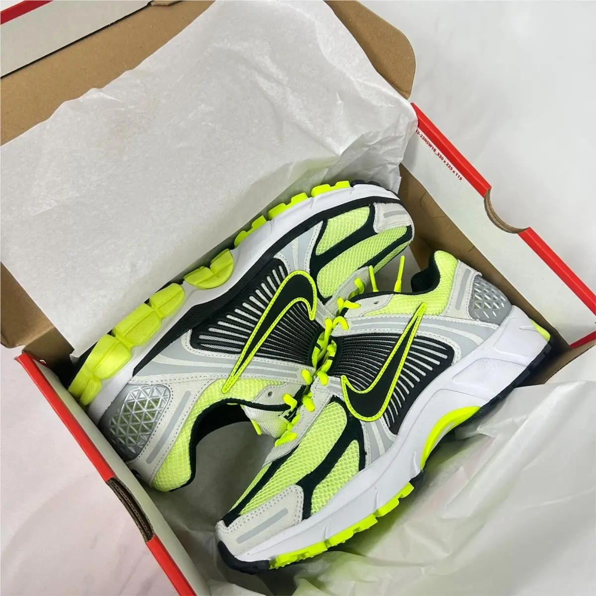 Nike shoes - Nike Air Zoom Vomero 5 - FB9149-701 - Green 6