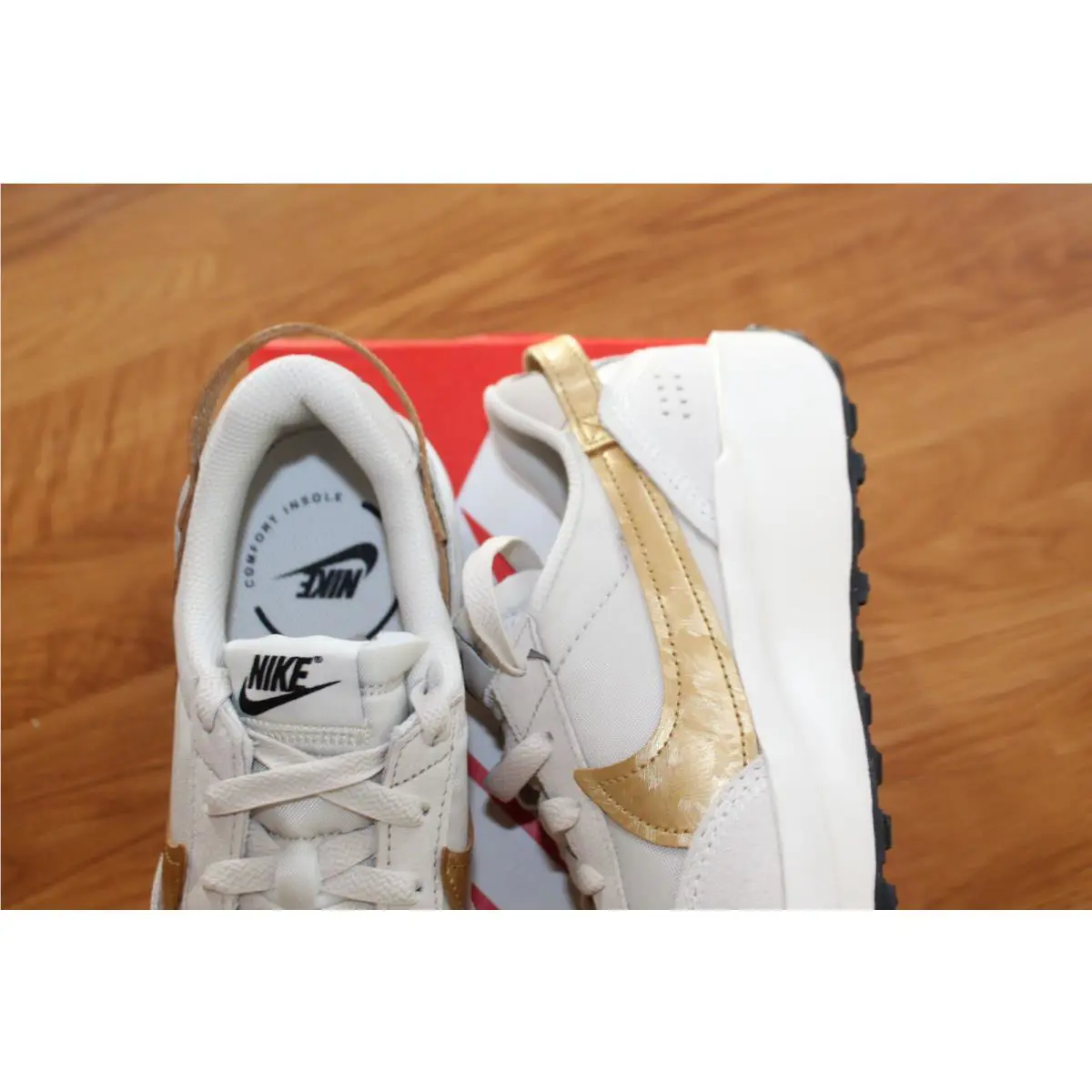Nike shoes - WAFFLE - WAFFLE - FD0555 - METALLIC (UPC: 196608085829) 8