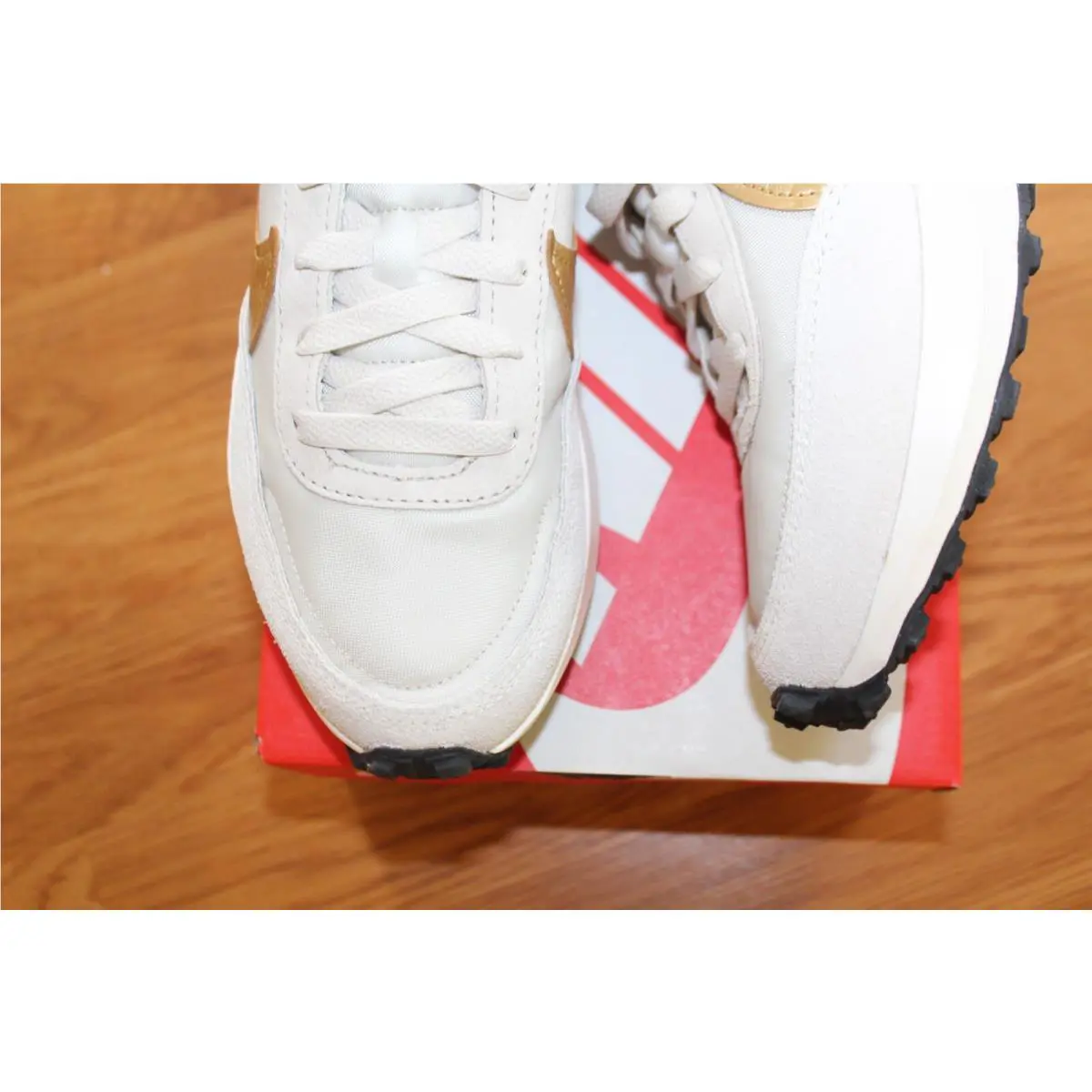 Nike shoes - WAFFLE - WAFFLE - FD0555 - METALLIC (UPC: 196608085829) 5