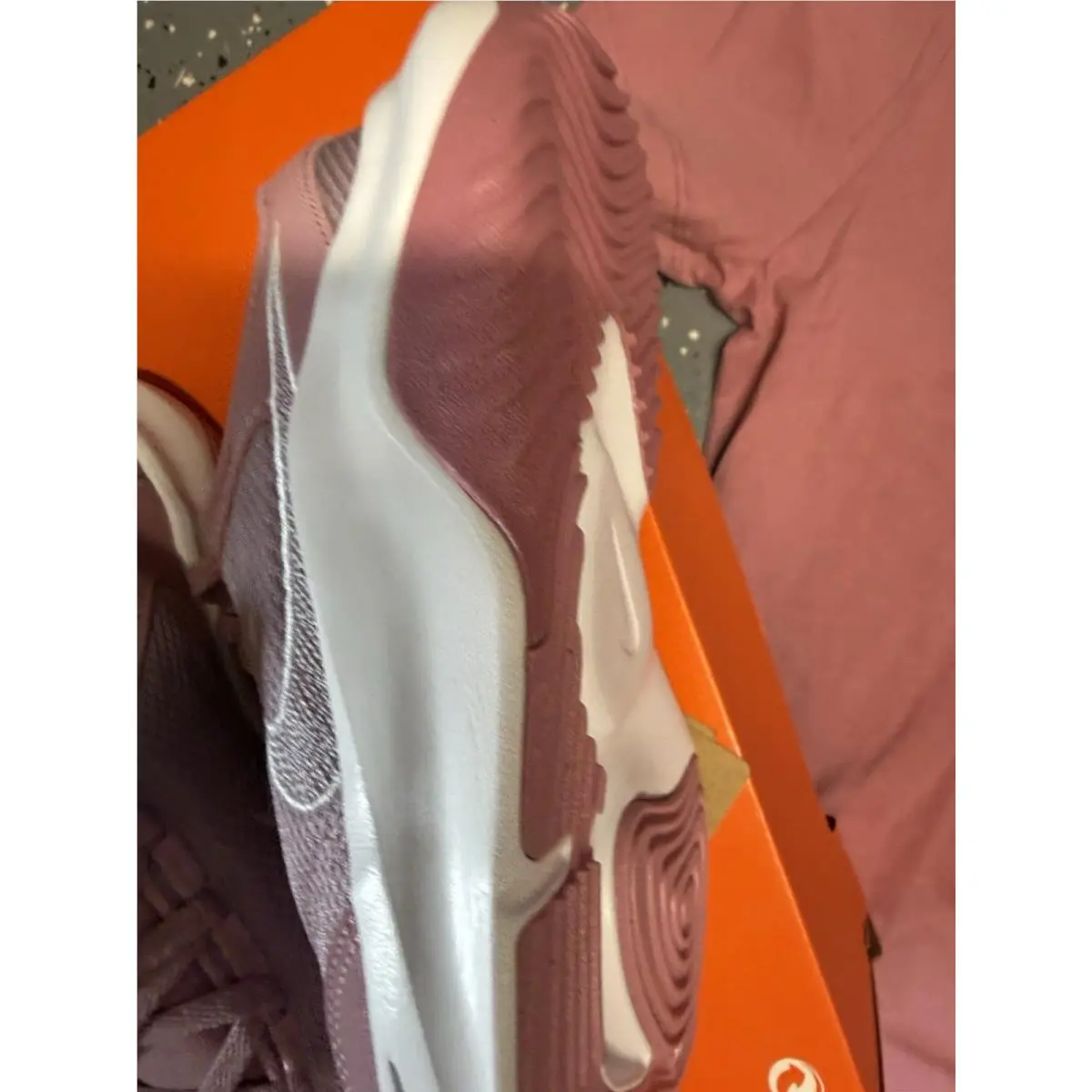 Nike shoes - Nike Legend - Legend - DM1119 - Rose (UPC: 196151798375) 3