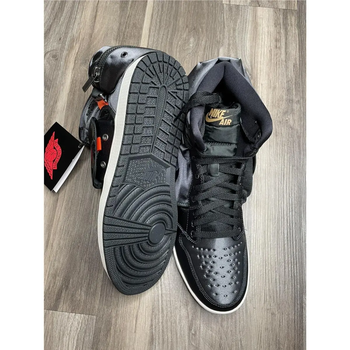 Nike shoes - Nike Air Jordan 1 - Air - DN4336 001 - Black 4