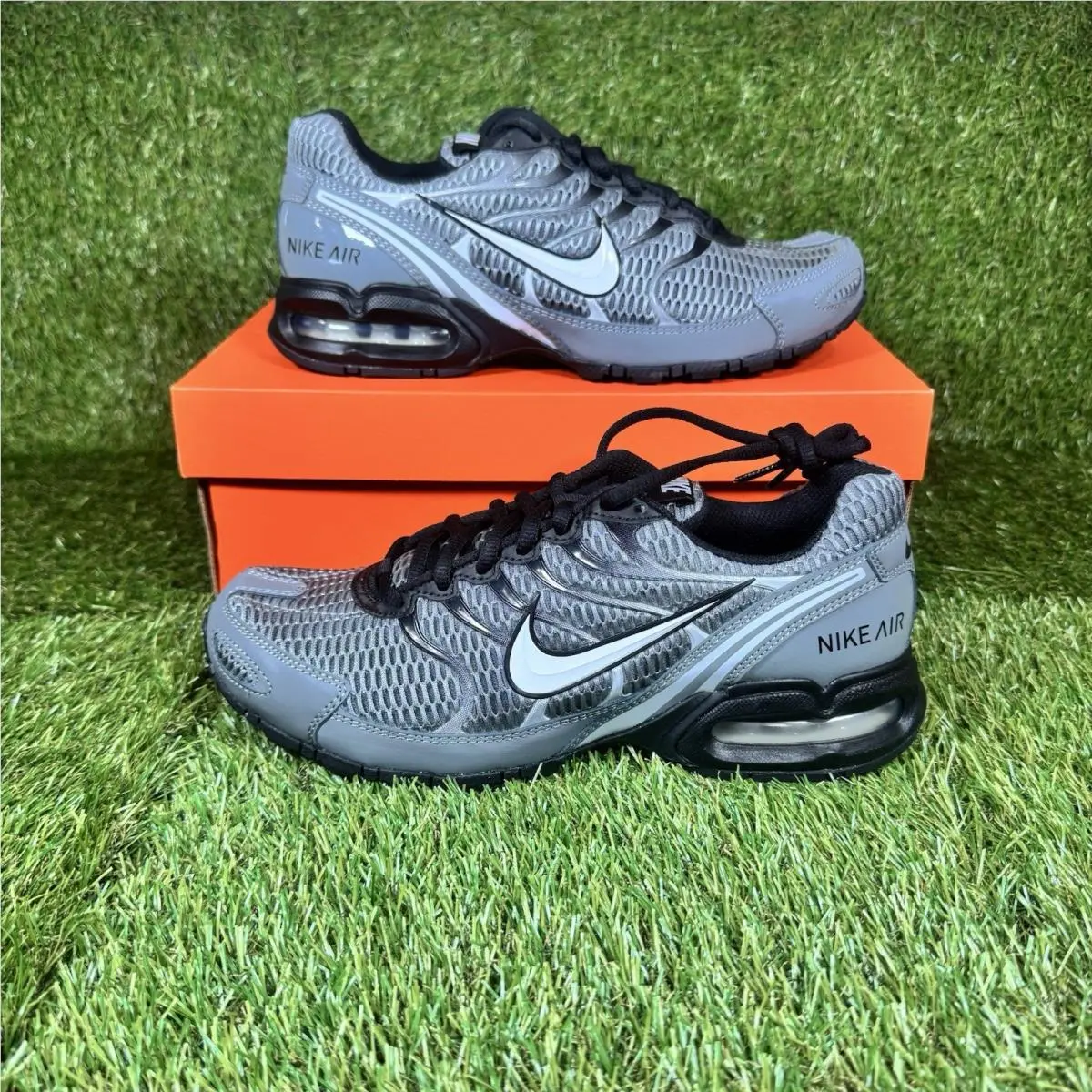Nike Air Max Torch 4 White Black Pure Platinum Sneakers 343846-012 Men`s Size 10