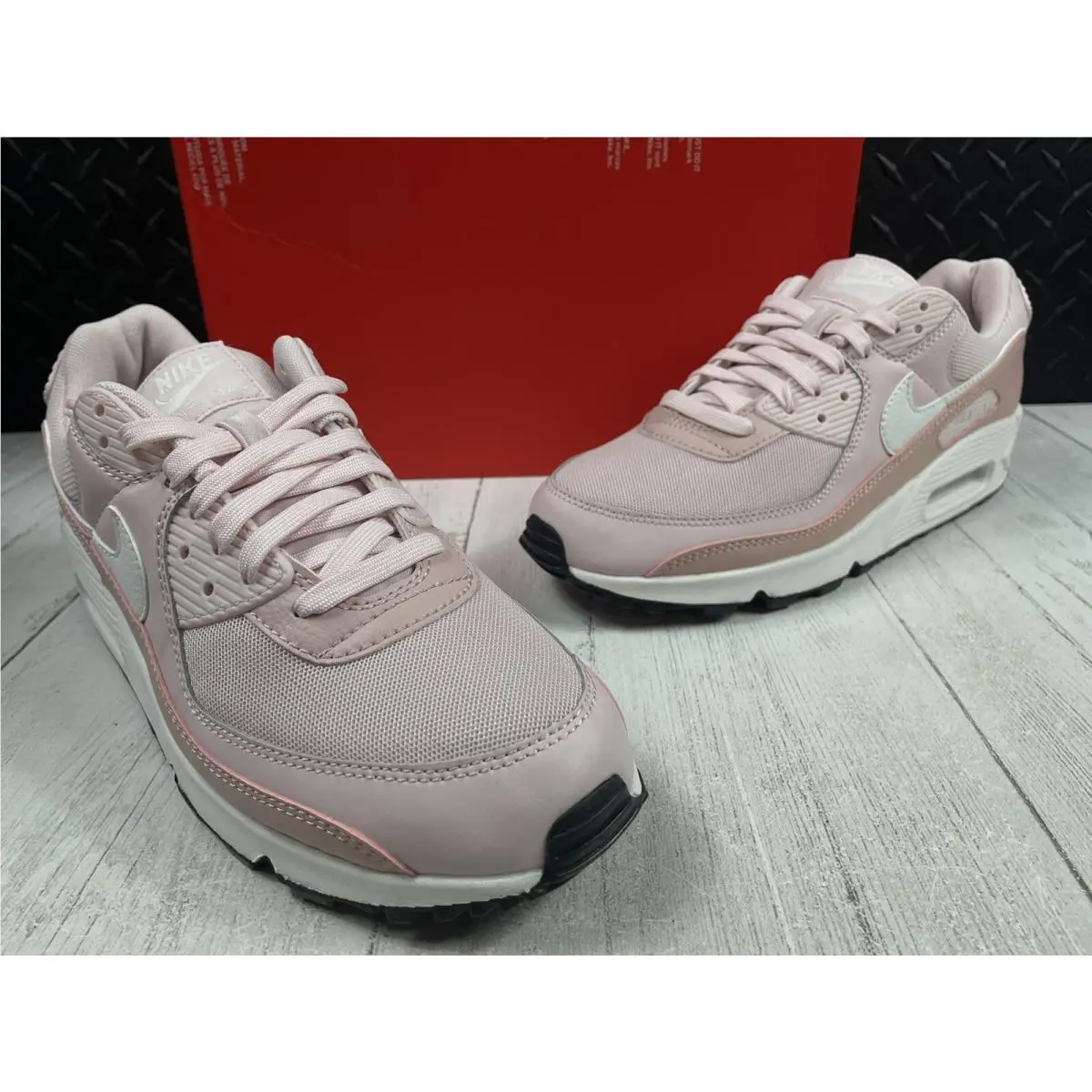 Women`s Size 11.5 / Men`s 10 Nike Air Max 90 Rose Pink White Shoes DH8010 600