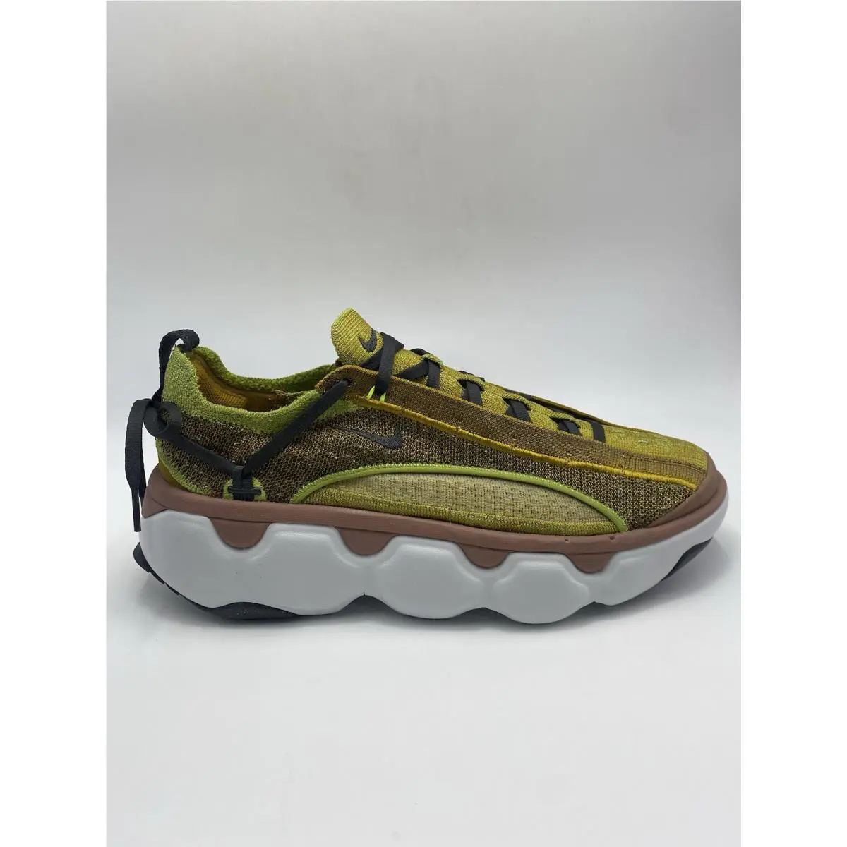 Nike shoes - Nike Flyknit Bloom - Flyknit Bloom - FD2149 300 - Pear/Dk Smoke Grey-Bronzine (UPC: 196975846894) 0