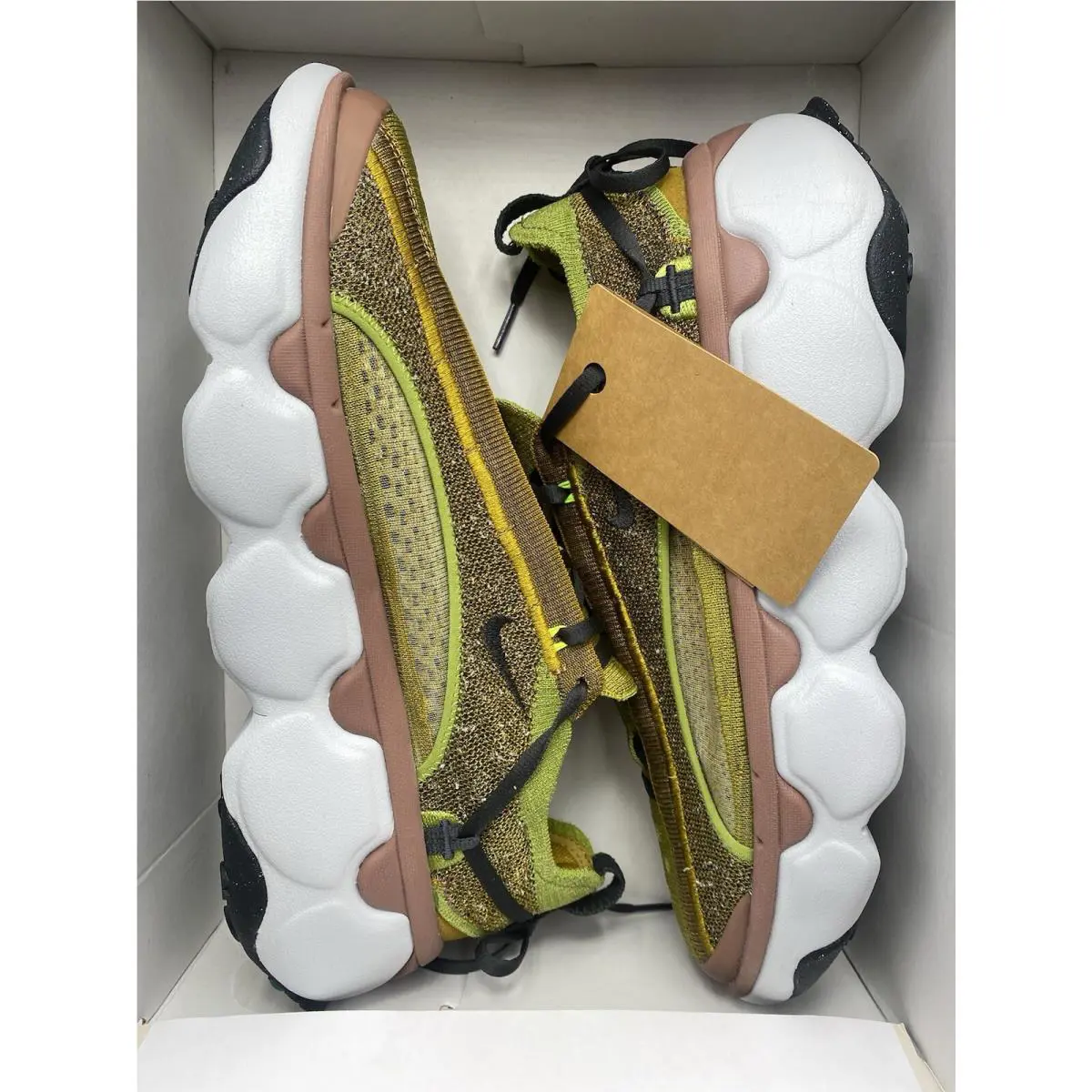 Nike shoes - Nike Flyknit Bloom - Flyknit Bloom - FD2149 300 - Pear/Dk Smoke Grey-Bronzine (UPC: 196975846894) 5