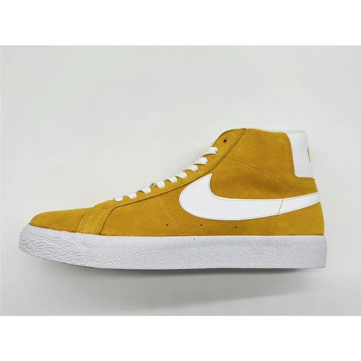 Nike shoes - SB Blazer Mid - Blazer Mid - 864349700 - Gold (UPC: 194500906808) 0