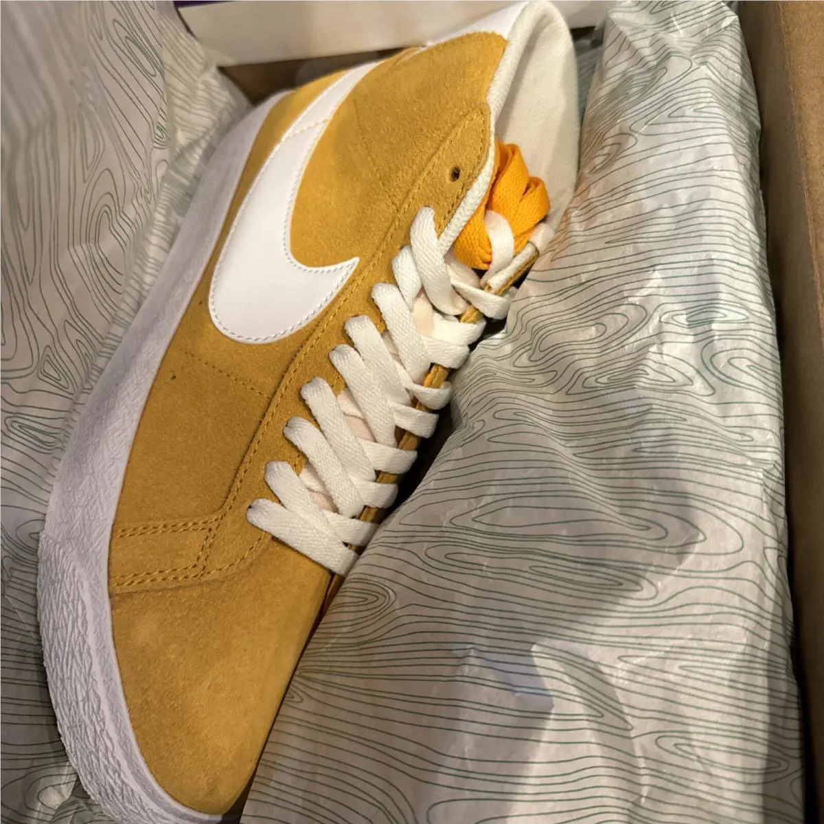 Nike shoes - Nike Blazer - Blazer - 864349-700 - Gold (UPC: 194500906747) 9