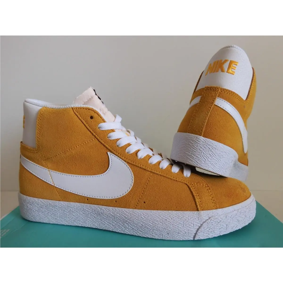 Nike shoes - Nike SB Zoom Blazer Mid - 864349-700 - Gold (UPC: 194500906747) 0