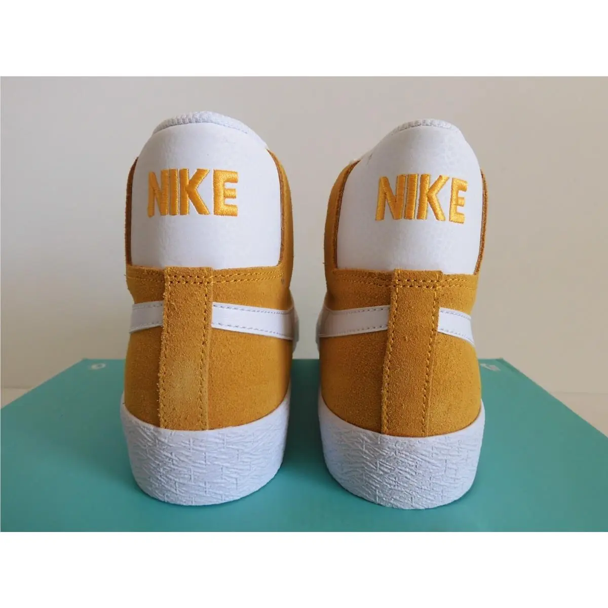 Nike shoes - Nike SB Zoom Blazer Mid - 864349-700 - Gold (UPC: 194500906747) 2