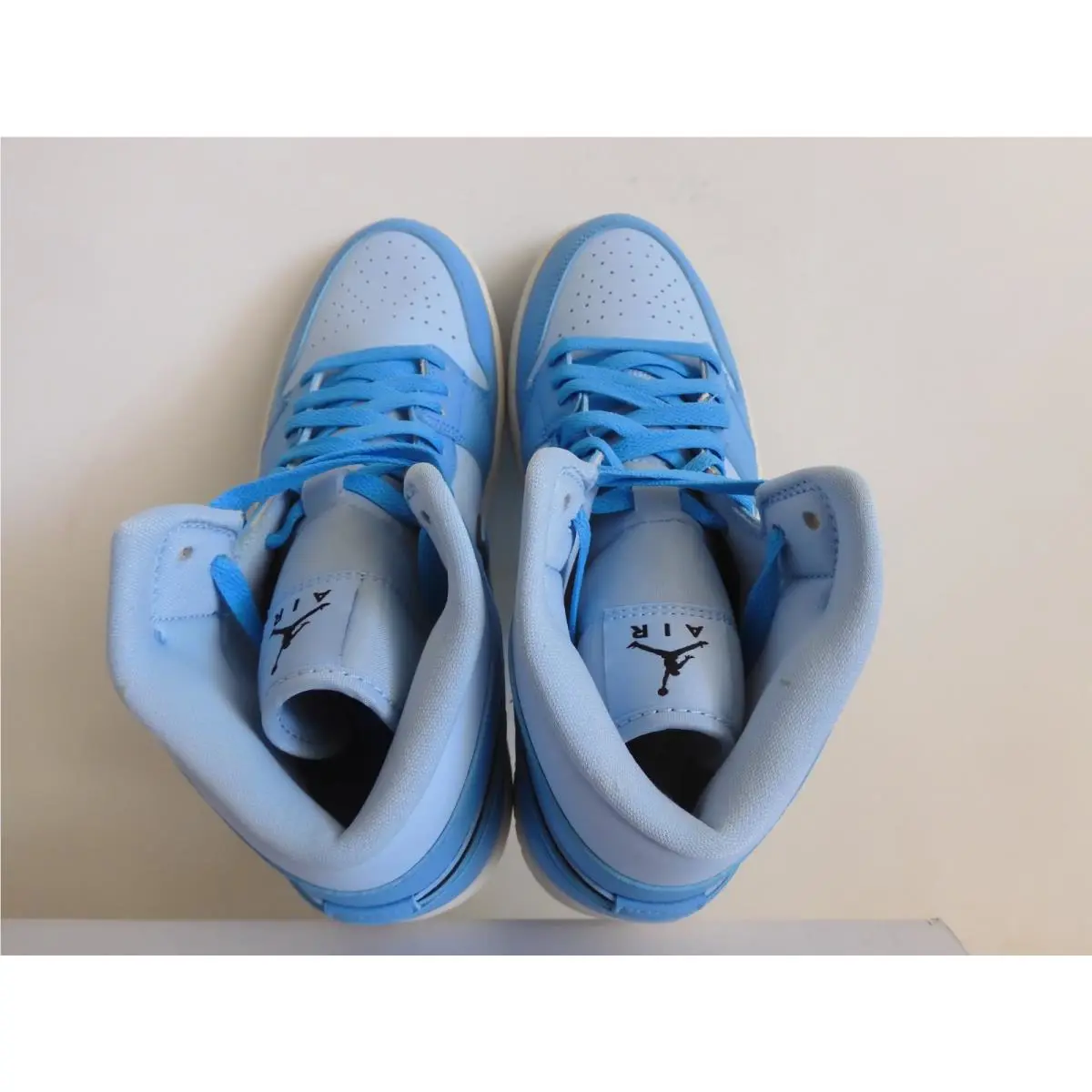 Nike shoes - Air Jordan 1 Mid SE - DV1302-400 - Blue (UPC: 196153968004) 4