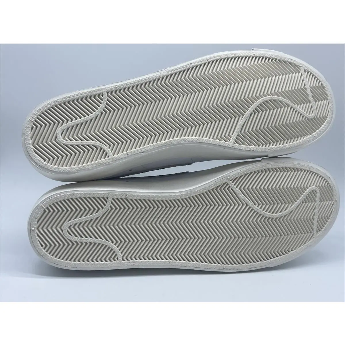 Nike shoes - Nike Blazer - Blazer - DZ4840-100 - White 4