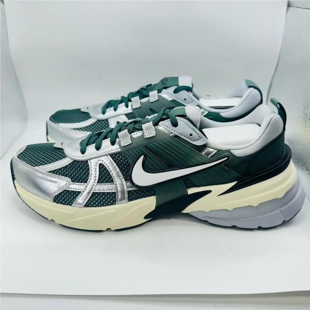 Nike shoes - V2K Run - Run - HJ4497-300 - Green 1