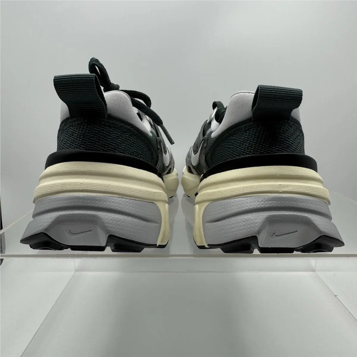 Nike shoes - Nike V2K Run - Run - HJ4497-300 - Green 5