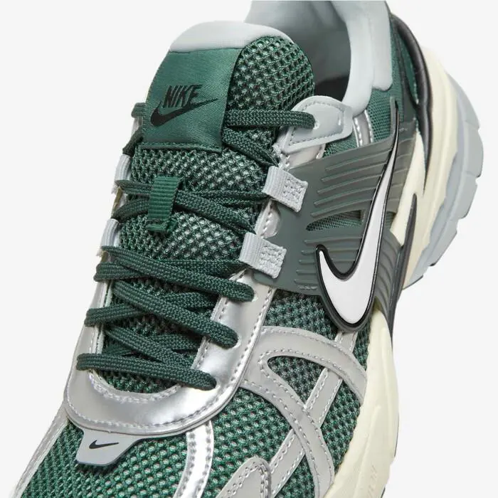 Nike shoes - V2k Run - Run - HJ4497-300 - Green 2