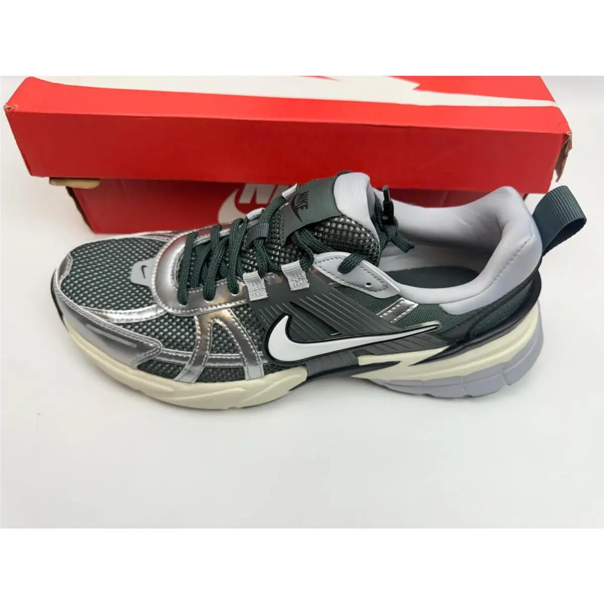 Nike shoes - V2k Run - Run - HJ4497-300 - Green 6