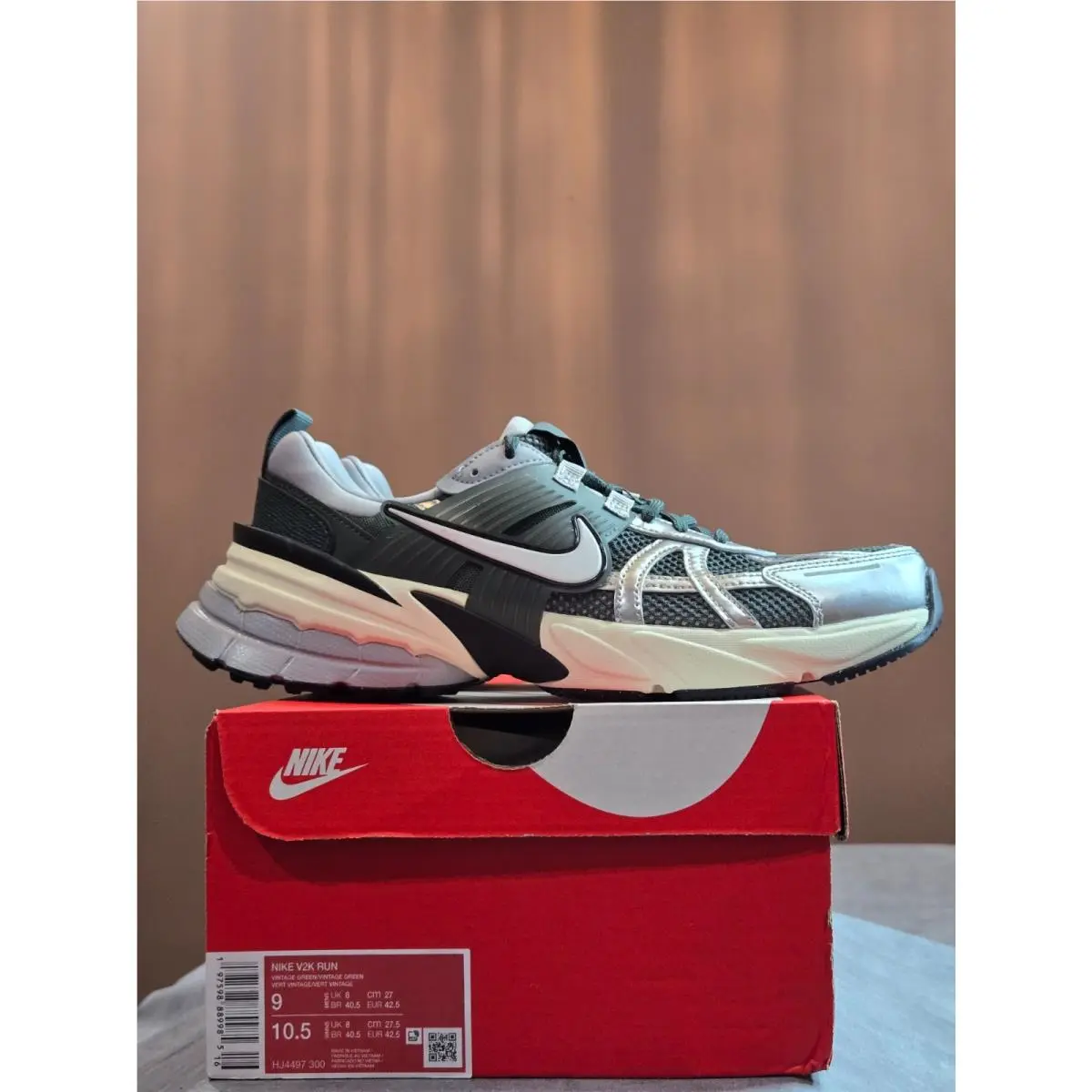 Nike shoes - V2k Run - Run - HJ4497-300 - Green 1