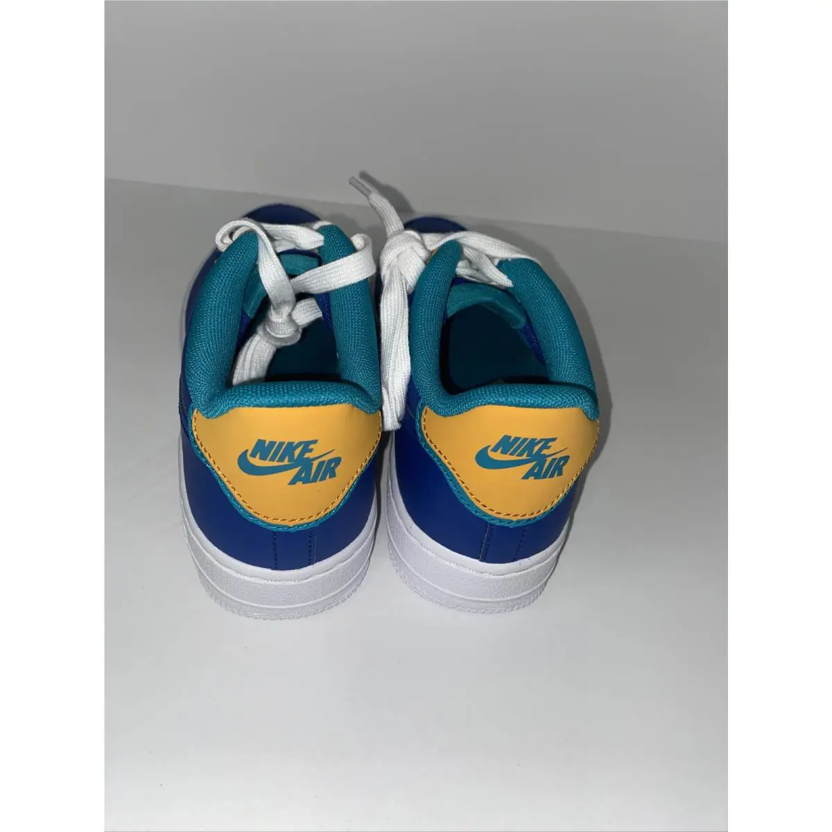 Nike shoes - Indigo/Gold/Teal (UPC: 00192499850423) 5