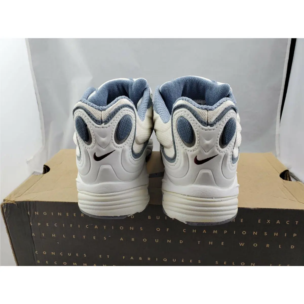 Nike shoes - White 3