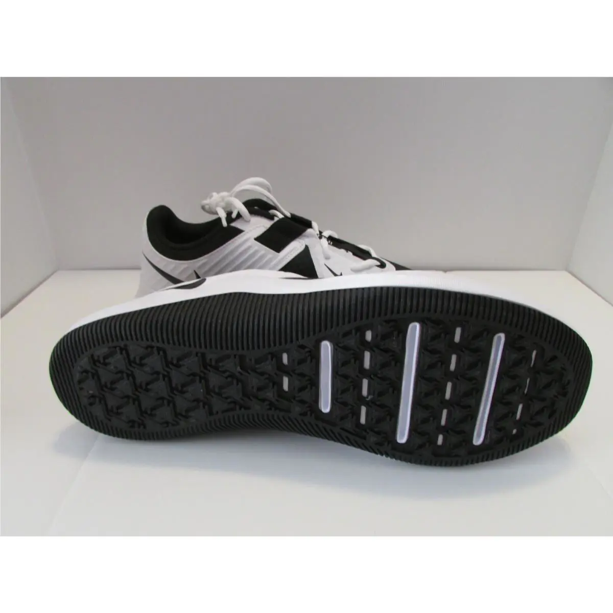 Nike shoes - MC Trainer - Trainer - Black 2