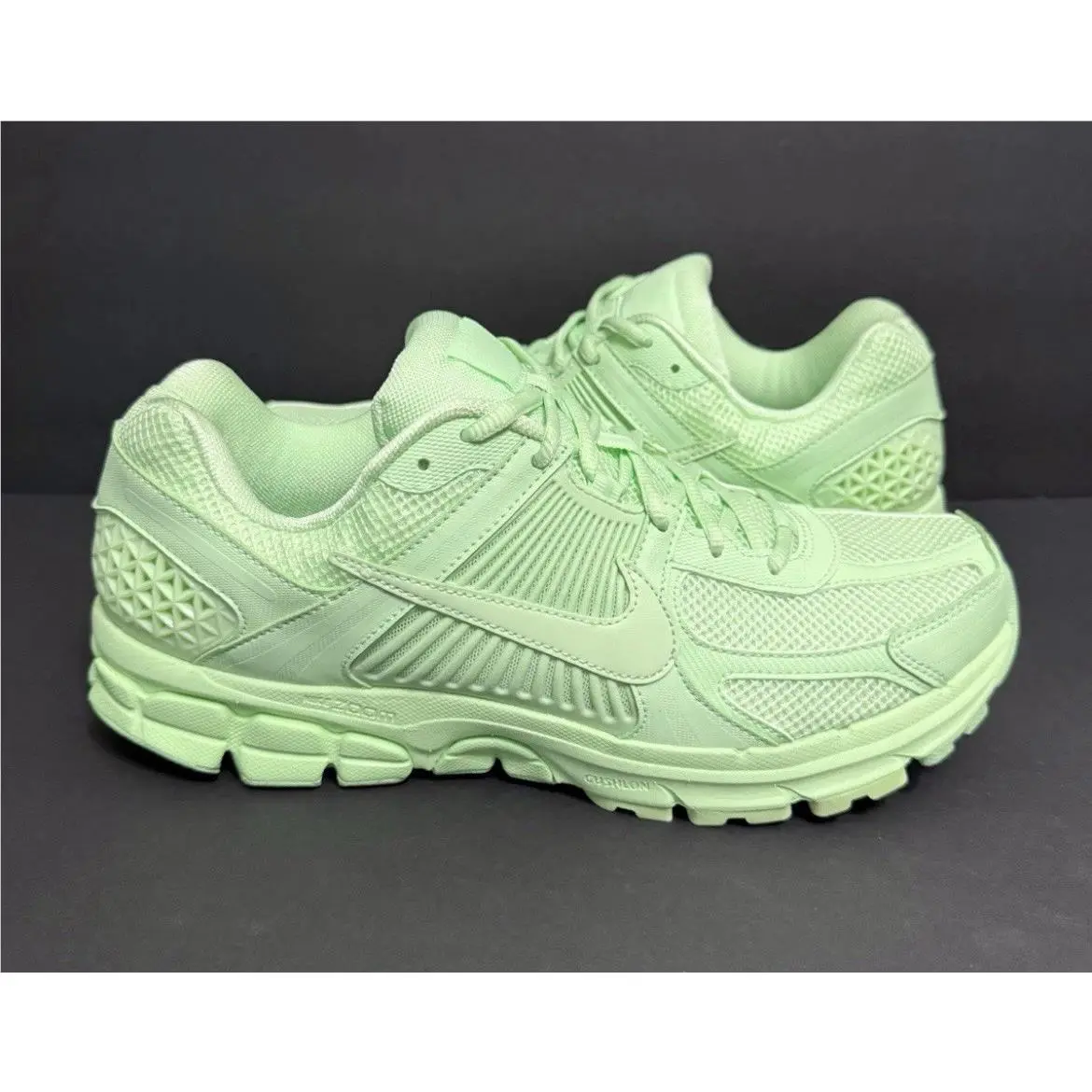 Nike Zoom Vomero 5 Vapor Green Shoes HF5493-301 Men`s Size 10 - Nby