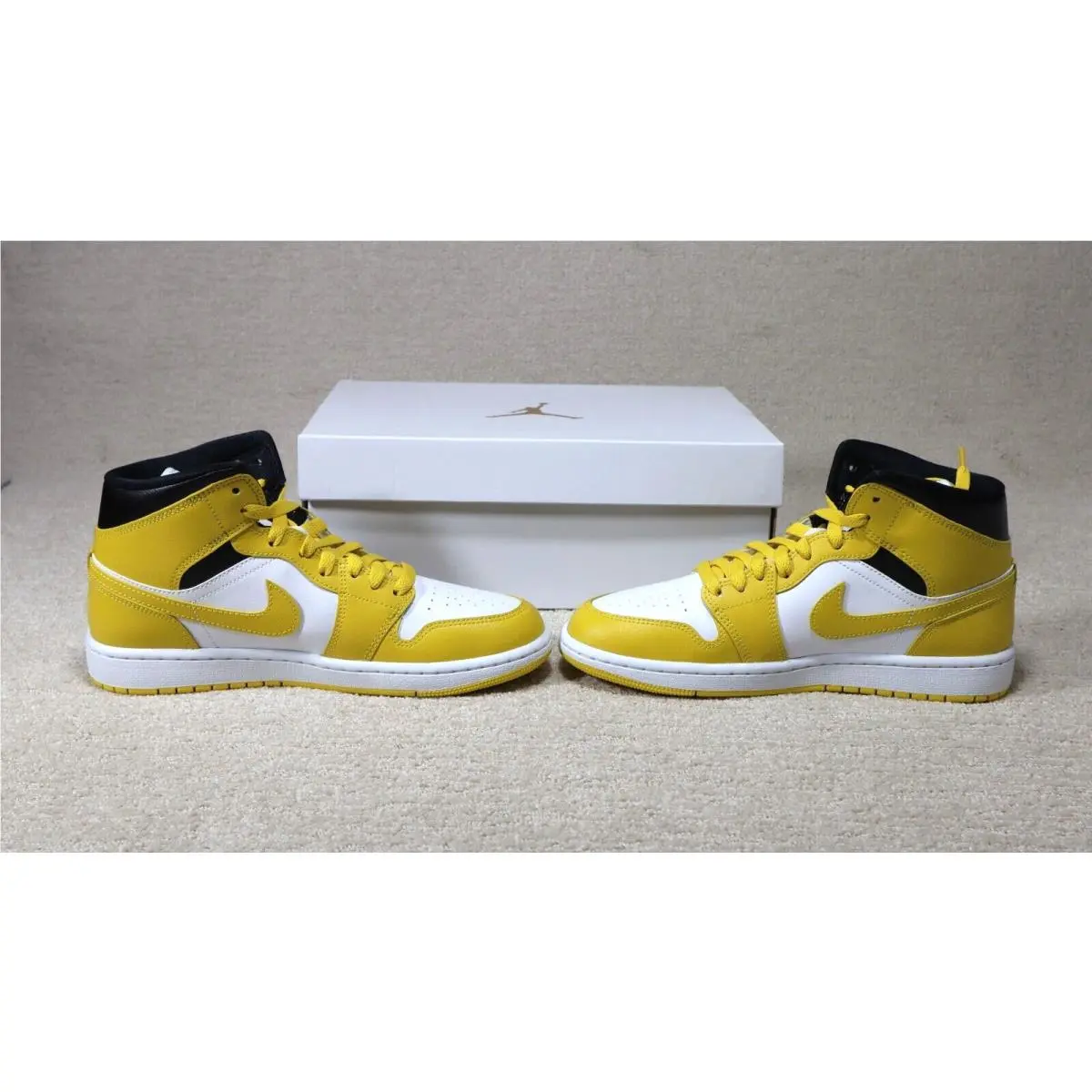 Nike shoes - Nike Air Jordan 1 - Air - BQ6472-170 - Yellow/White/Black 3