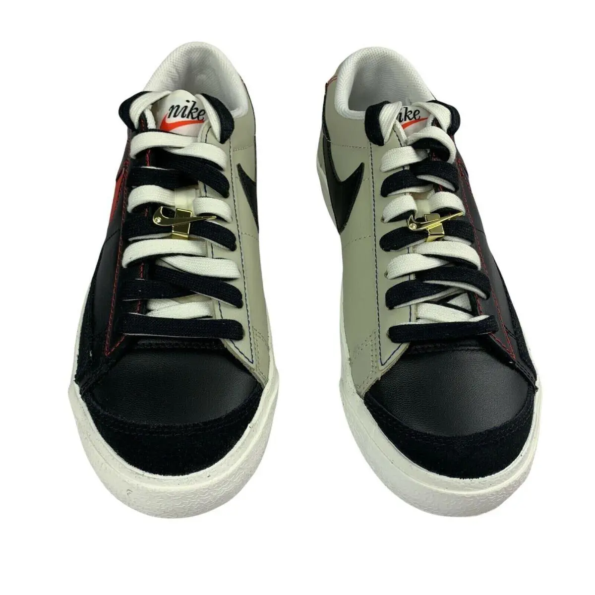 Nike shoes - Black 3