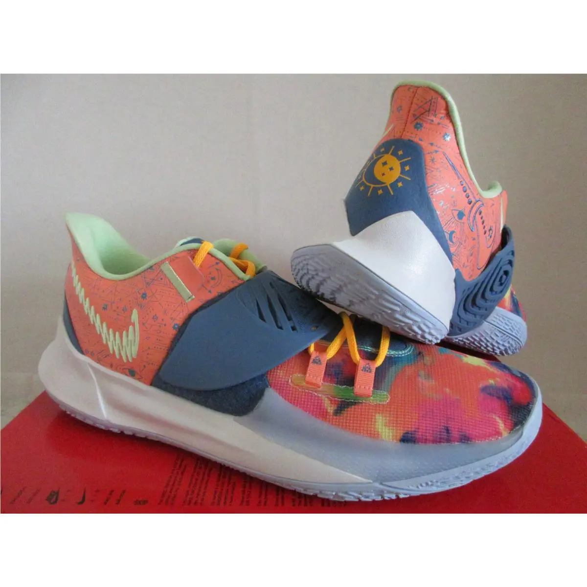 Nike shoes - Nike Kyrie 3 - Kyrie - White (UPC: 194493795540) 0