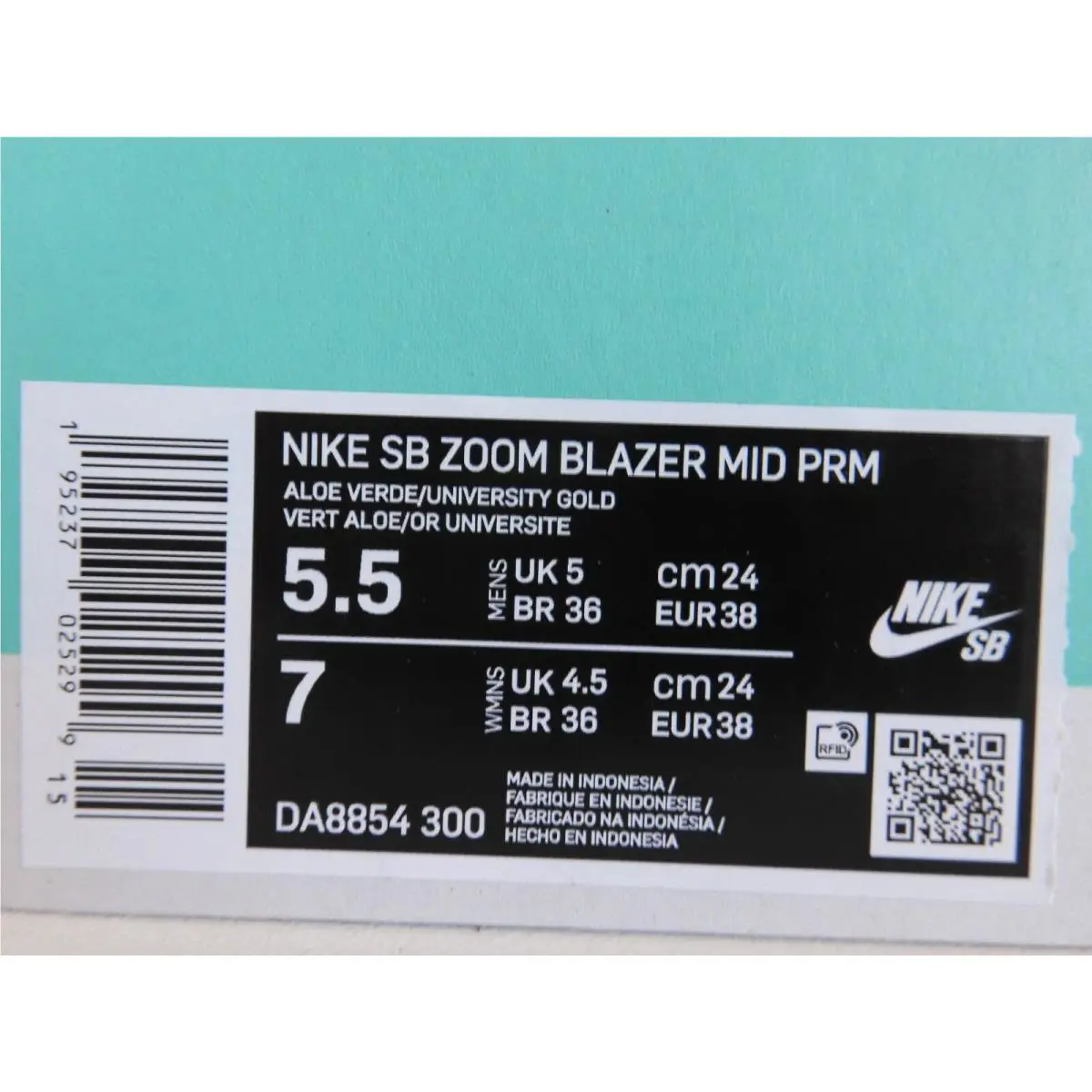 Nike shoes - Nike SB Zoom Blazer Mid - DA8854-300 - Green 3