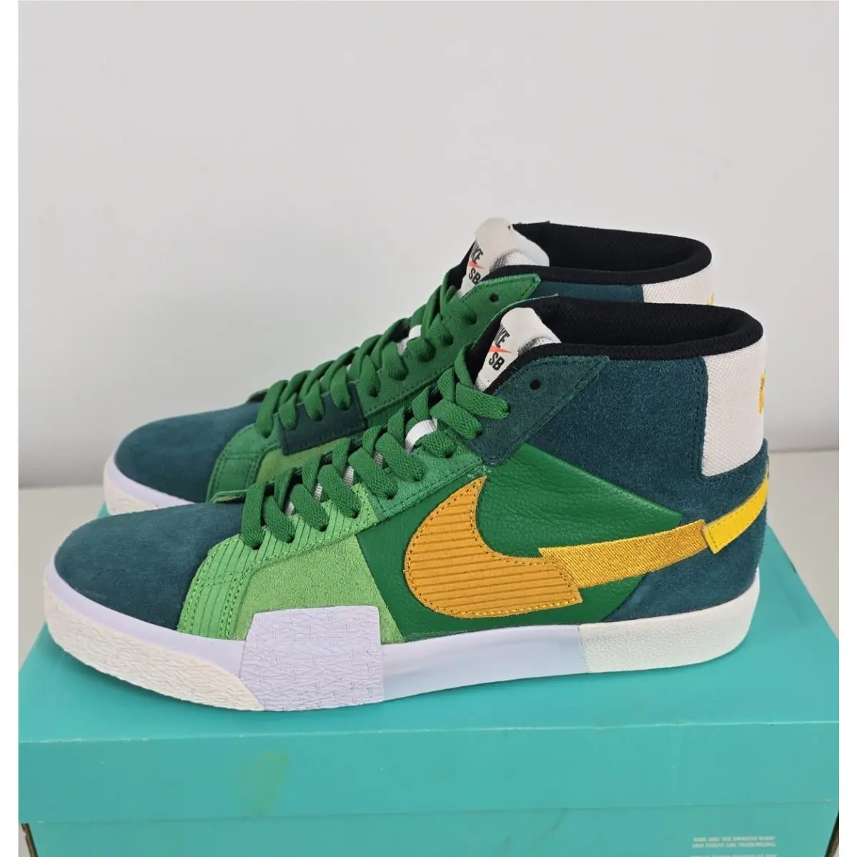 Nike shoes - Nike SB Zoom Blazer Mid - DA8854-300 - Multicolor 0