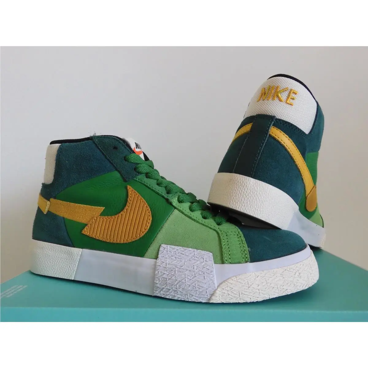 Nike shoes - Nike SB Zoom Blazer Mid - DA8854-300 - Green 0