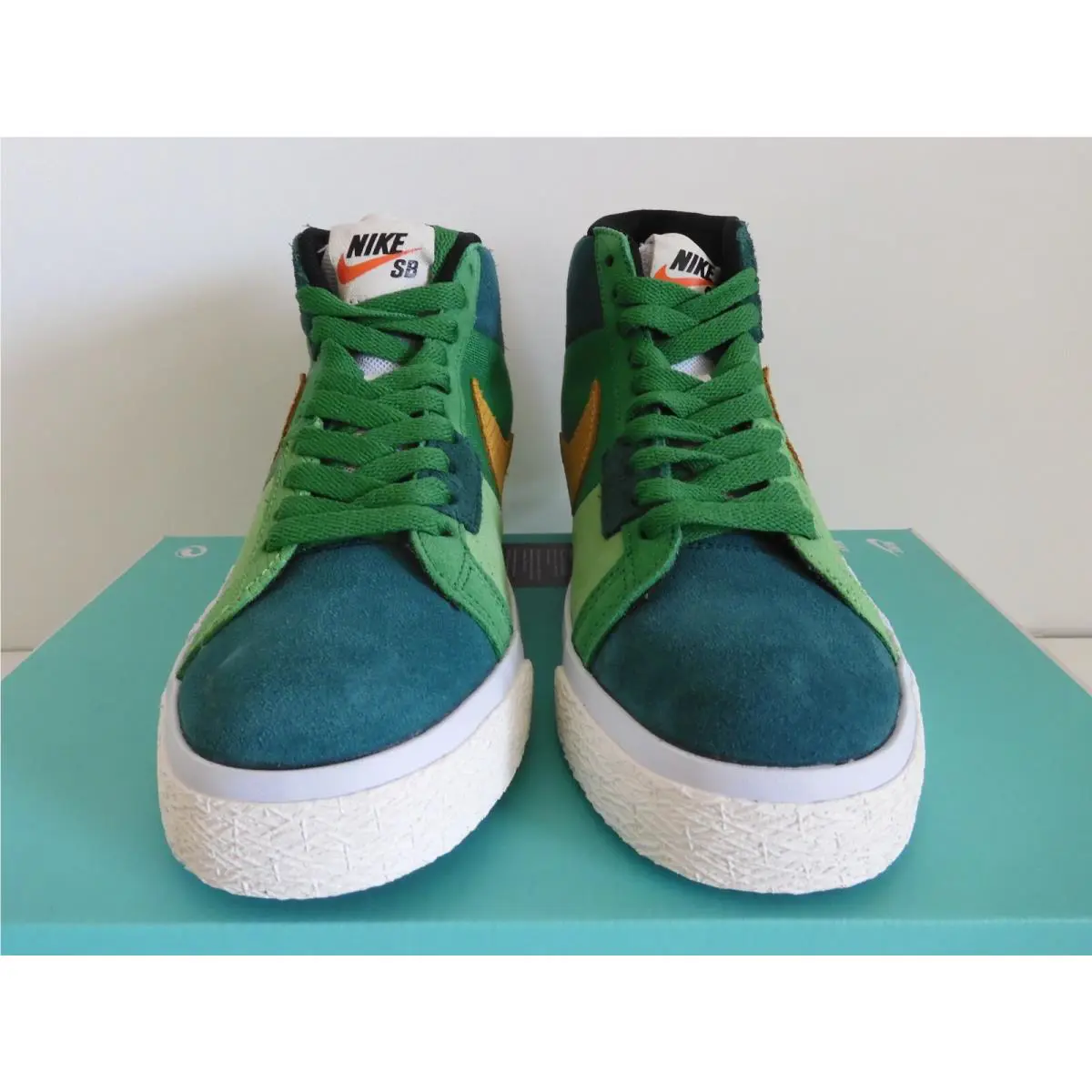 Nike shoes - Nike SB Zoom Blazer Mid - DA8854-300 - Green 1