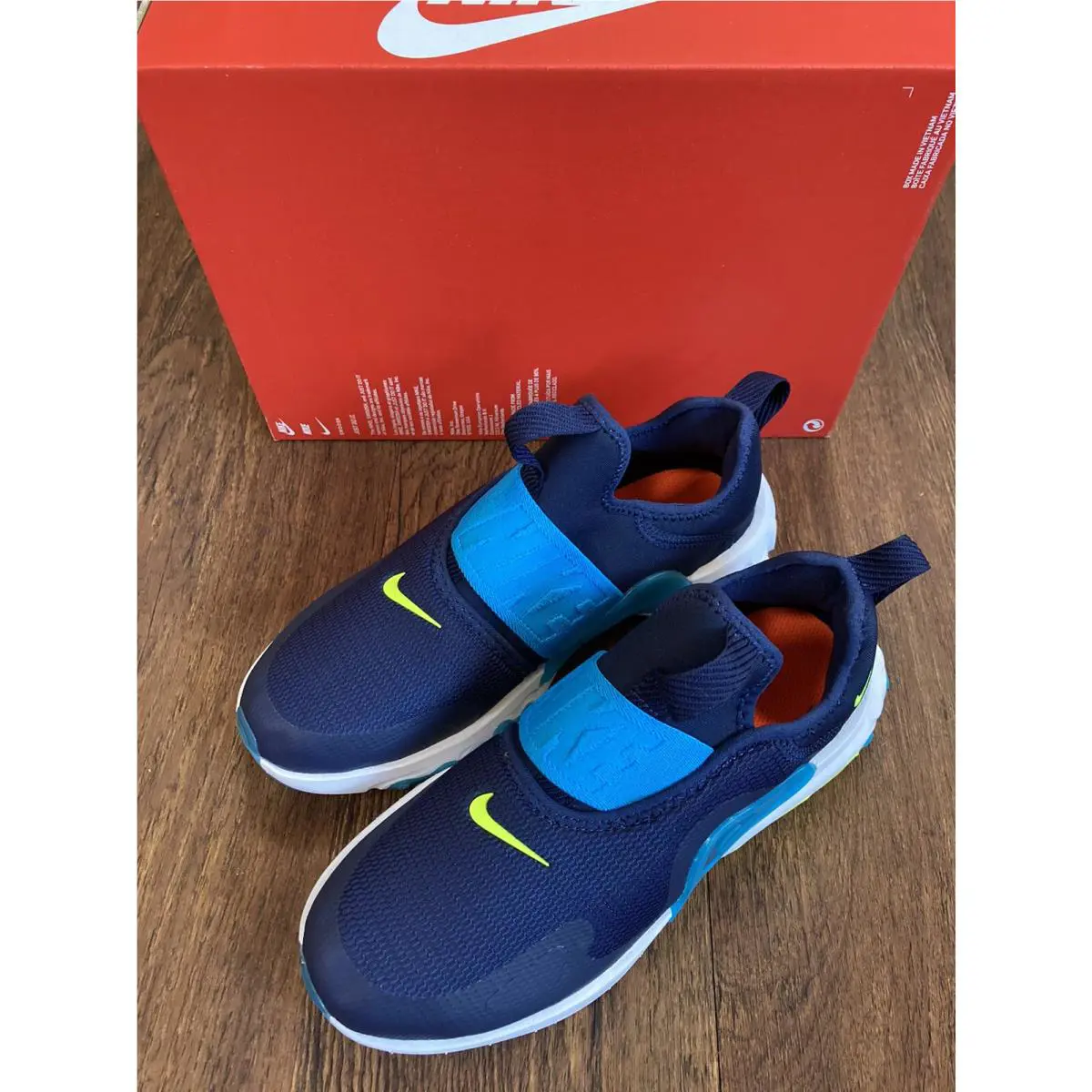 Nike shoes - CD6884 400 - Midnight Navy/Laser Blue/Hyper Crimson/Lemon Venom (UPC: 193654821876) 0
