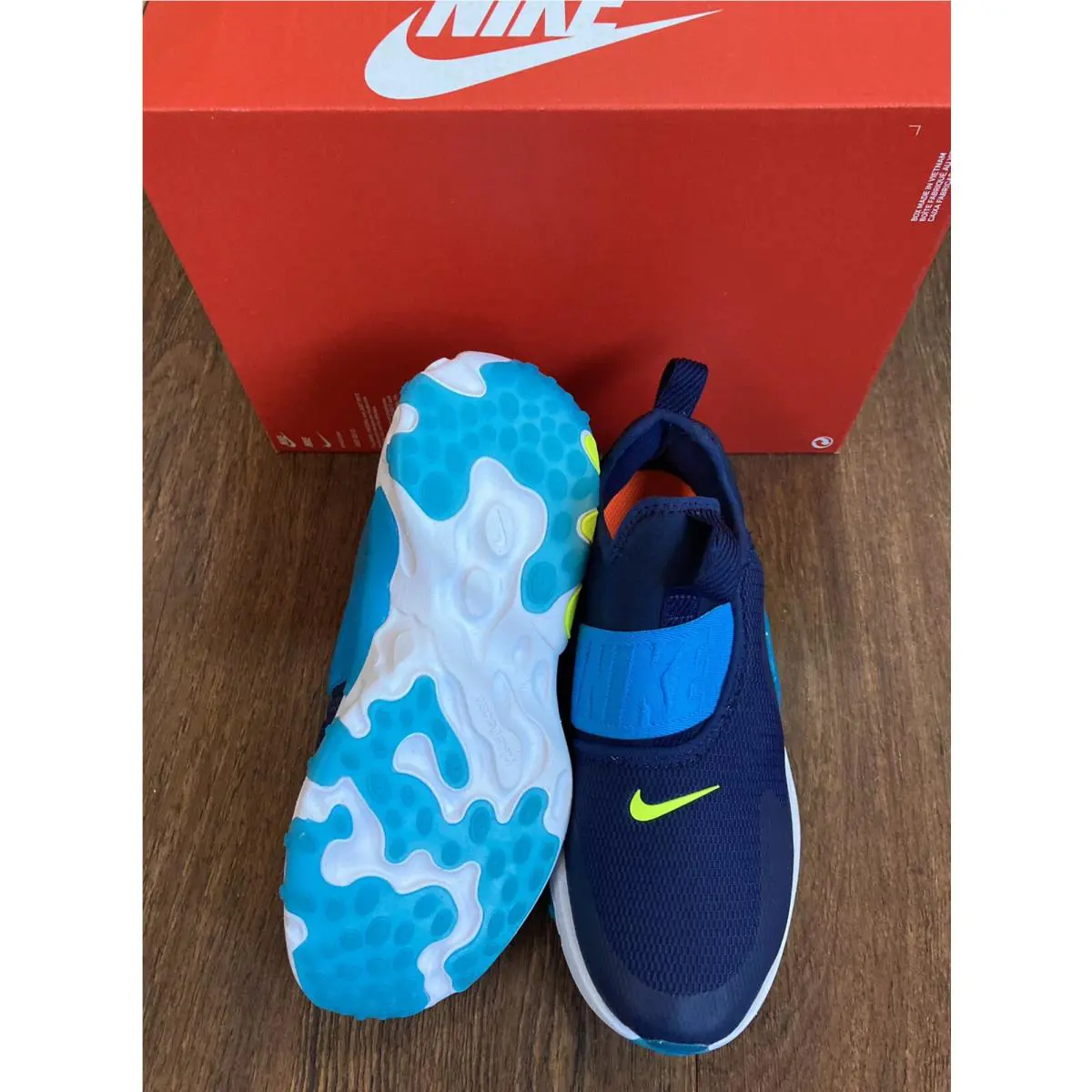 Nike shoes - CD6884 400 - Midnight Navy/Laser Blue/Hyper Crimson/Lemon Venom (UPC: 193654821876) 3